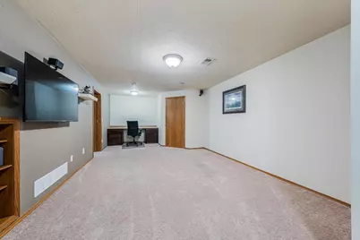 1028 Durham Lane, Menasha, WI 54952 - Photo 26