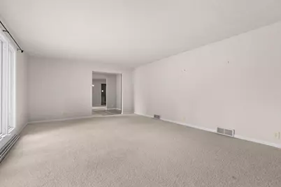 W6425 Lakeview Court, Menasha, WI 54952 - Photo 38