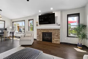 5078 N Milkweed Trl, Appleton, WI 54913 - Photo 6