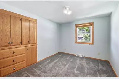 921 Outward Avenue, De Pere, WI 54115 - Photo 24