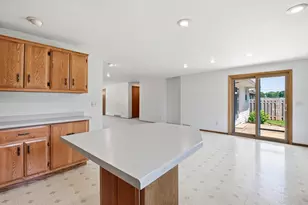 921 Outward Ave, De Pere, WI 54115 - Photo 14