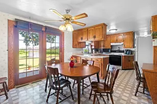 5091 Caledonia Dr, New Franken, WI 54229 - Photo 6