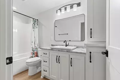 1751 East Shore Circle, Green Bay, WI 54302 - Photo 20