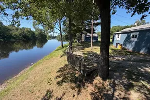 N2123 River Dr, Menominee, MI 49858 - Photo 14