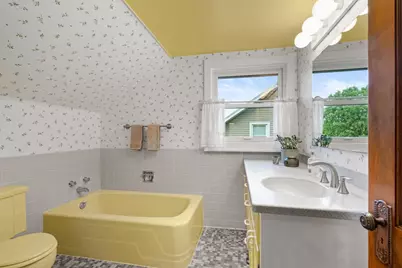 1044 S Jackson Street, Green Bay, WI 54301 - Photo 28