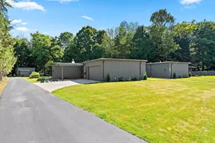 1004 W Crescent Dr, Manitowoc, WI 54220 - Photo 72