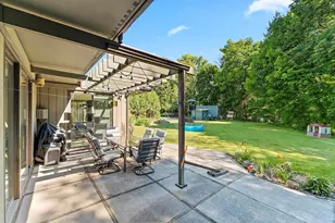 1004 W Crescent Dr, Manitowoc, WI 54220 - Photo 58