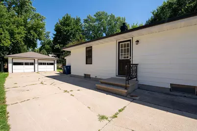1634 Burdick Street, Oshkosh, WI 54901 - Photo 16