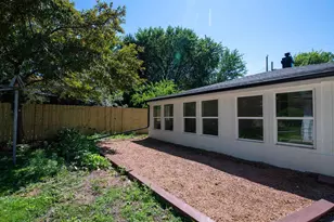 1634 Burdick St, Oshkosh, WI 54901 - Photo 20