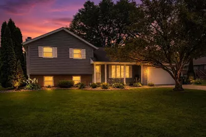 3123 W Hiawatha Drive, Appleton, WI 54914 - Photo 1