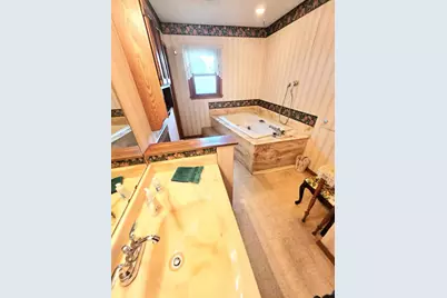 8830 W Greenwood Terrace, Milwaukee, WI 53224 - Photo 8