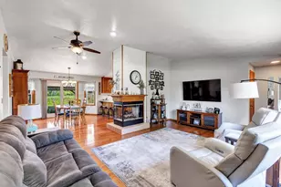 3659 VanLaanen Rd, Green Bay, WI 54311 - Photo 8