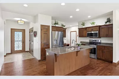 1120 W Willis Way, Appleton, WI 54913 - Photo 4