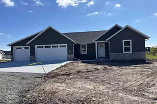 2951 Winnipeg St, Menasha, WI 54952 - Photo 1