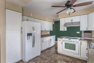 150 S Lee St, Appleton, WI 54915 - Photo 12