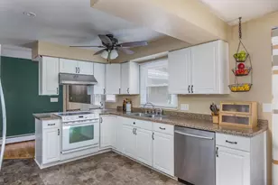 150 S Lee St, Appleton, WI 54915 - Photo 10