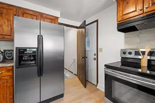 224 S Telulah Ave, Appleton, WI 54915 - Photo 10