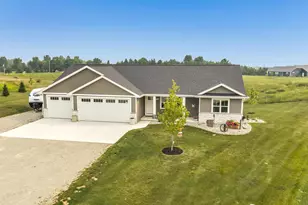 7542 Highland Mdw Ct, Pulaski, WI 54162 - Photo 22