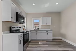 275 S Madison St, Waupun, WI 53963 - Photo 6