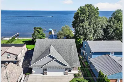 4666 Island View Drive, Oshkosh, WI 54901 - Photo 12