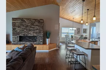 4666 Island View Drive, Oshkosh, WI 54901 - Photo 32
