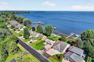 4666 Island View Dr, Oshkosh, WI 54901 - Photo 6