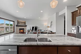 911 Barronwood Dr, Green Bay, WI 54311 - Photo 28