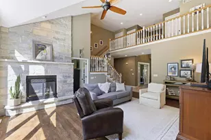 4950 Plummers Point Rd, Oshkosh, WI 54904 - Photo 6