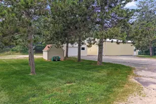 2305 Jesse Ln, Suamico, WI 54313 - Photo 64