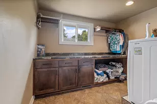 2305 Jesse Ln, Suamico, WI 54313 - Photo 46