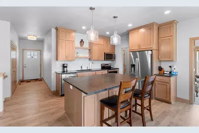 5042 Milkweed Trail, Appleton, WI 54913 - Photo 2