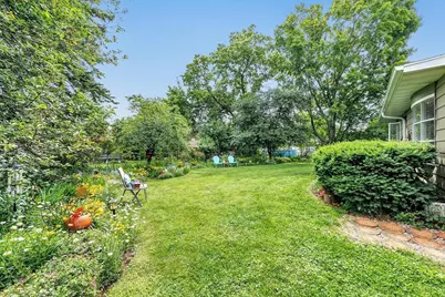 1762 Chateau Drive, Green Bay, WI 54304 - Photo 4