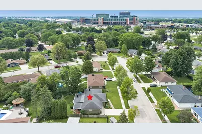 1762 Chateau Drive, Green Bay, WI 54304 - Photo 2
