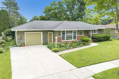 1762 Chateau Drive, Green Bay, WI 54304 - Photo 1
