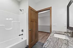 2685 Chambers Xing, Green Bay, WI 54313 - Photo 20