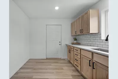 2401 12th Street, Two Rivers, WI 54241 - Photo 18