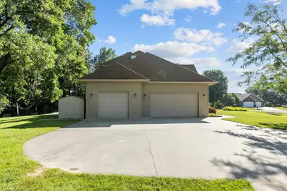 1570 McIntosh Court, Oshkosh, WI 54904 - Photo 14