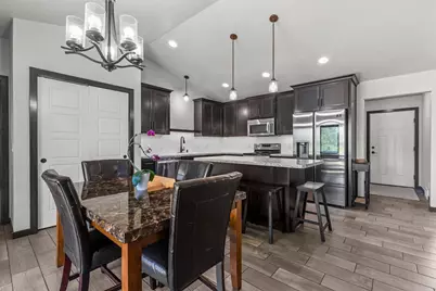 N8973 Spring Valley Road, Menasha, WI 54952 - Photo 10