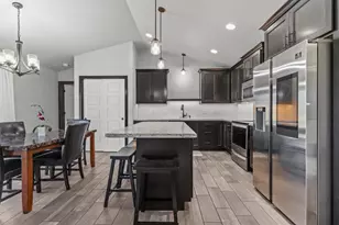 N8973 Spring Valley Rd, Menasha, WI 54952 - Photo 8