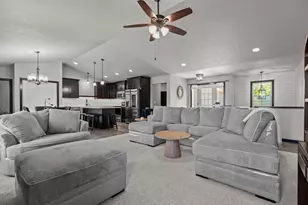 N8973 Spring Valley Rd, Menasha, WI 54952 - Photo 2