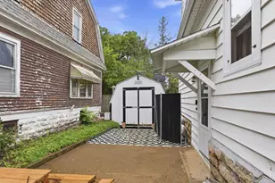1044 Mt Vernon St, Oshkosh, WI 54901 - Photo 22