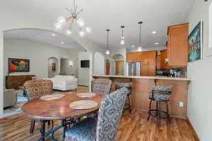 2744 W Commonwealth Ct, Appleton, WI 54914 - Photo 10