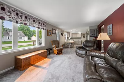 1131 Langlade Avenue, Green Bay, WI 54304 - Photo 12