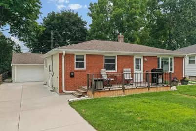 1131 Langlade Avenue, Green Bay, WI 54304 - Photo 2