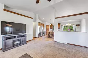 988 Creek Ct, Little Suamico, WI 54141 - Photo 4