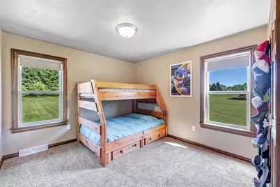 988 Creek Court, Little Suamico, WI 54141 - Photo 16
