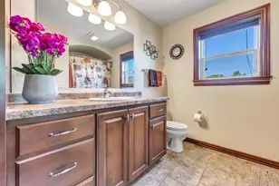 988 Creek Ct, Little Suamico, WI 54141 - Photo 14
