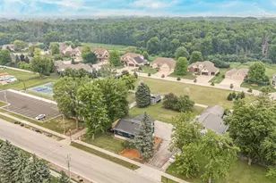 3722 N Casaloma Dr, Appleton, WI 54913 - Photo 32