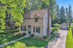 911 S Madison St, Chilton, WI 53014 - Photo 2