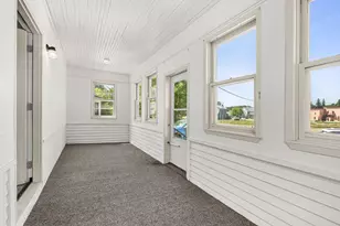 2034 Jefferson St, New Holstein, WI 53061 - Photo 4
